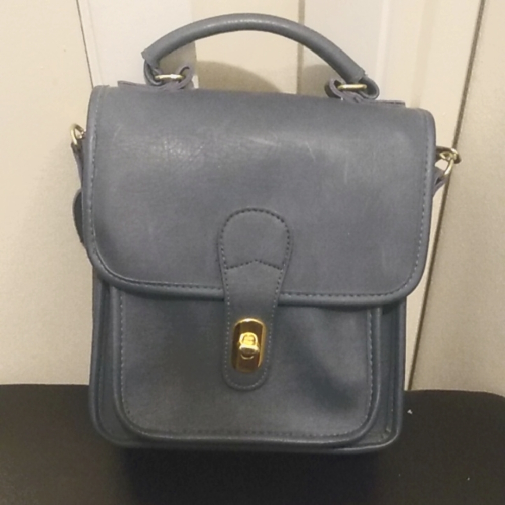 Classic Collection Ladies Blue EUC Small Tote Bag